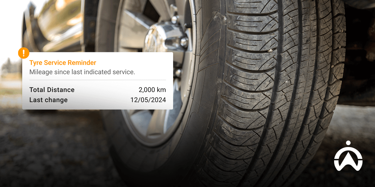Ban mobil dengan pengingat digital servis ban untuk efisiensi fleet management system bisnis.